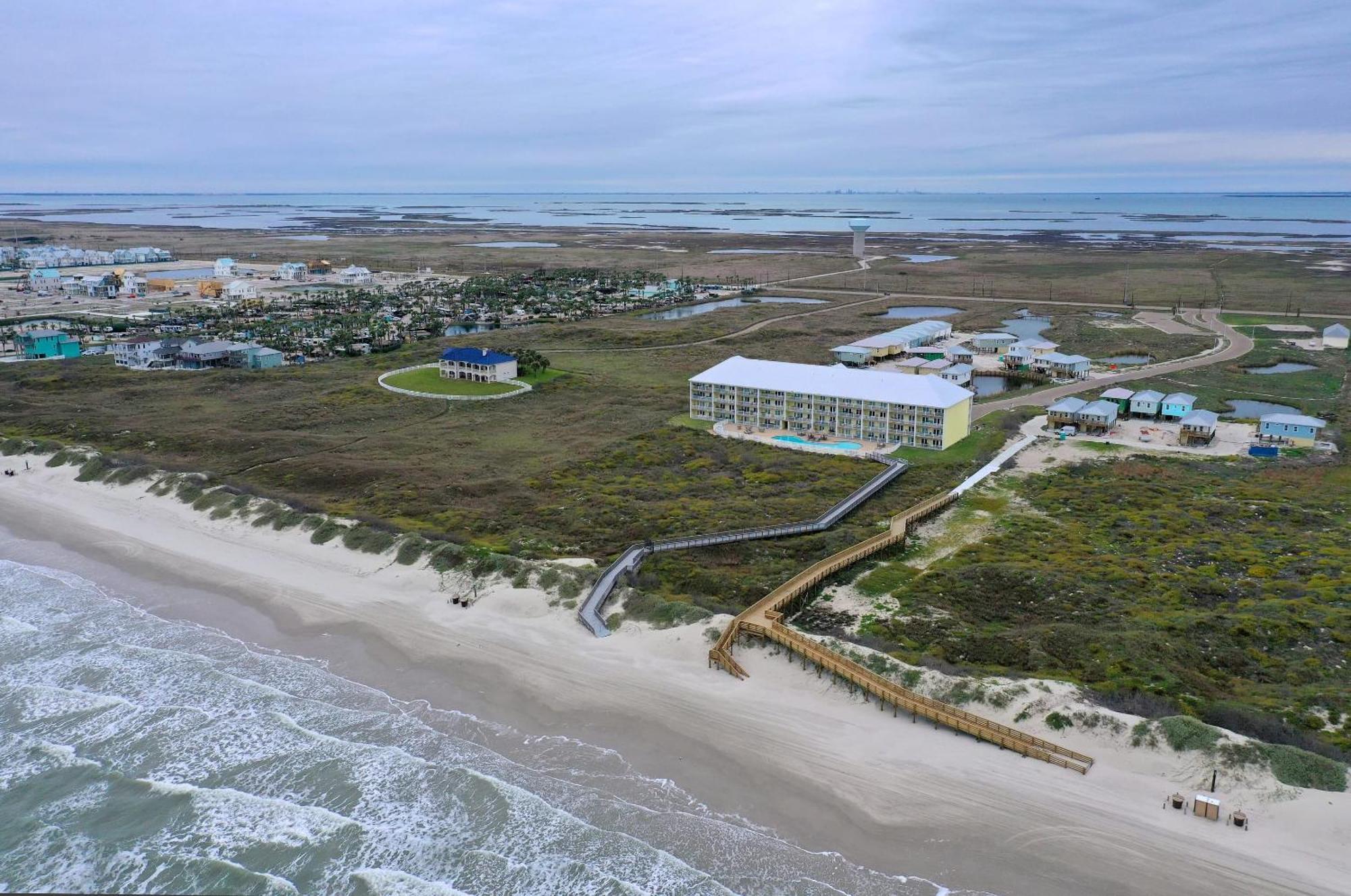 Salt Sun By Avantstay Beach Access Pool Port Aransas Exterior photo