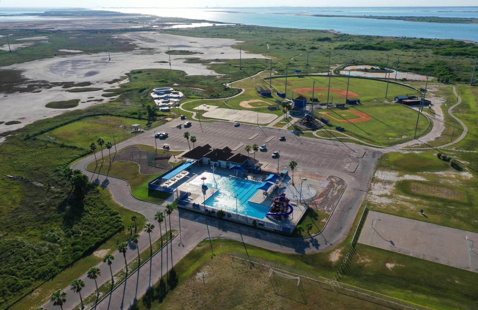 Salt Sun By Avantstay Beach Access Pool Port Aransas Exterior photo